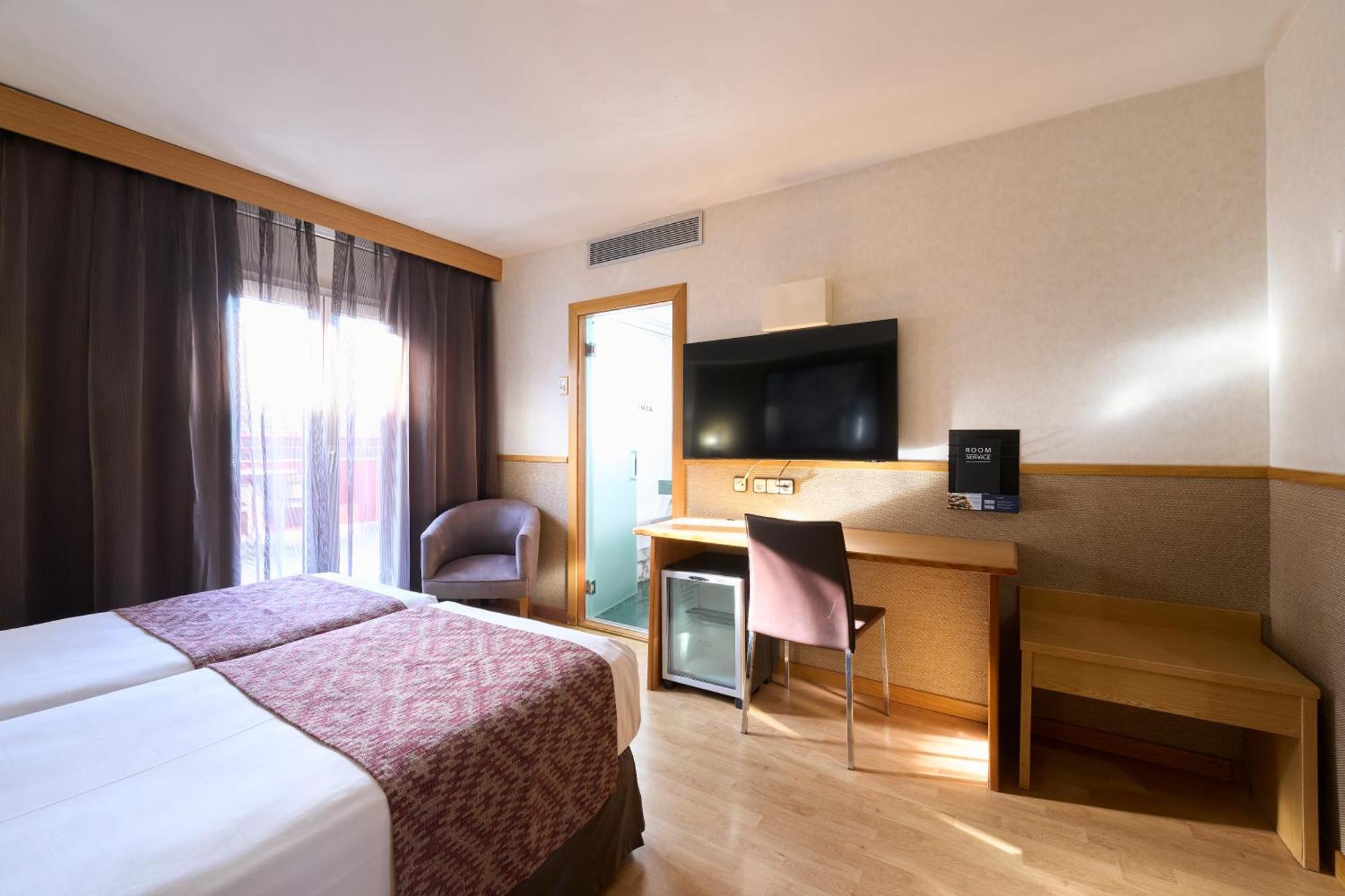 Catalonia Park Gueell Hotel
