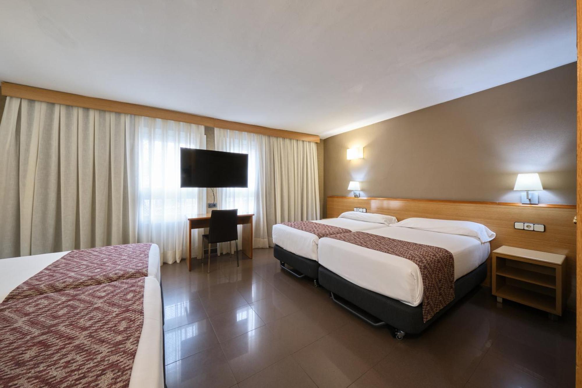 Catalonia Park Güell Hotel Barcelona